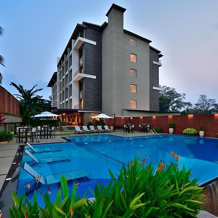 Hotel Citadines Arpora Nagoa Goa Exterior foto